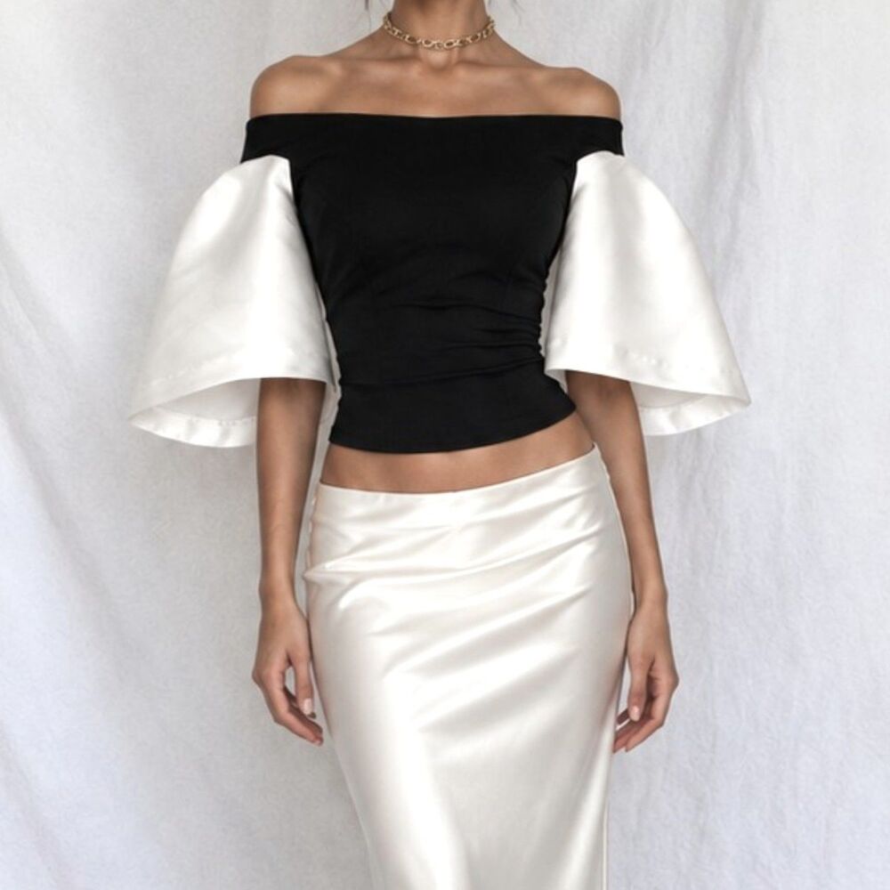 Vintage Y2K 90s White Colorblock Bell Sleeve Bustier Corset Cropped Top Size XS